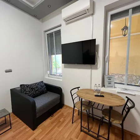 Apartment Szechenyi Aparman *