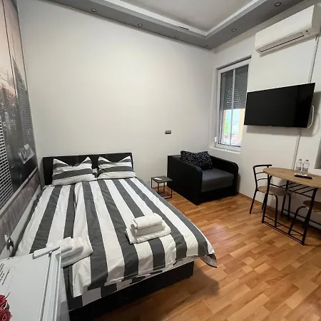 Szechenyi Aparman Apartment